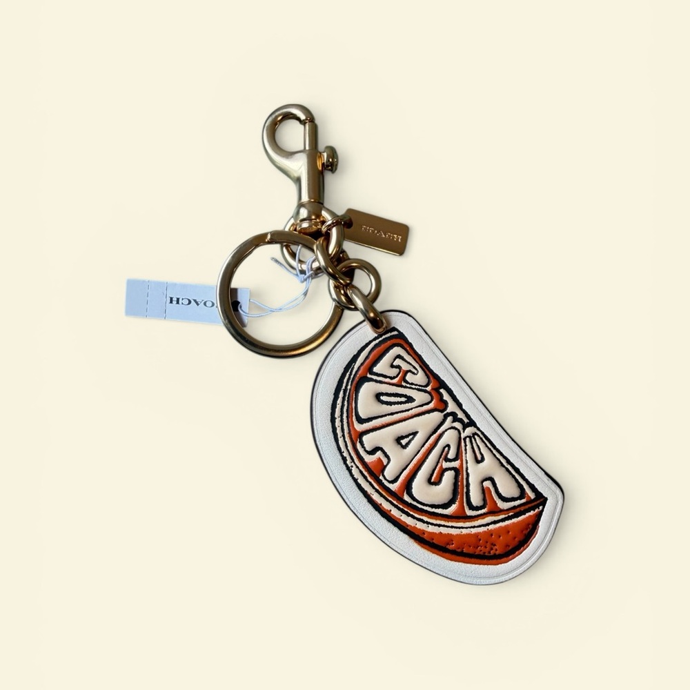 Coach Orange Citrus Slice Keychain NWT 🍊✨